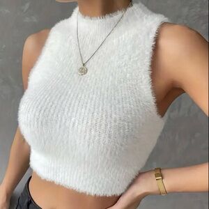 White Fuzzy Tank Sweater - Size L - Cotton Cady LA - Sleeveless Mock Neck Fleece